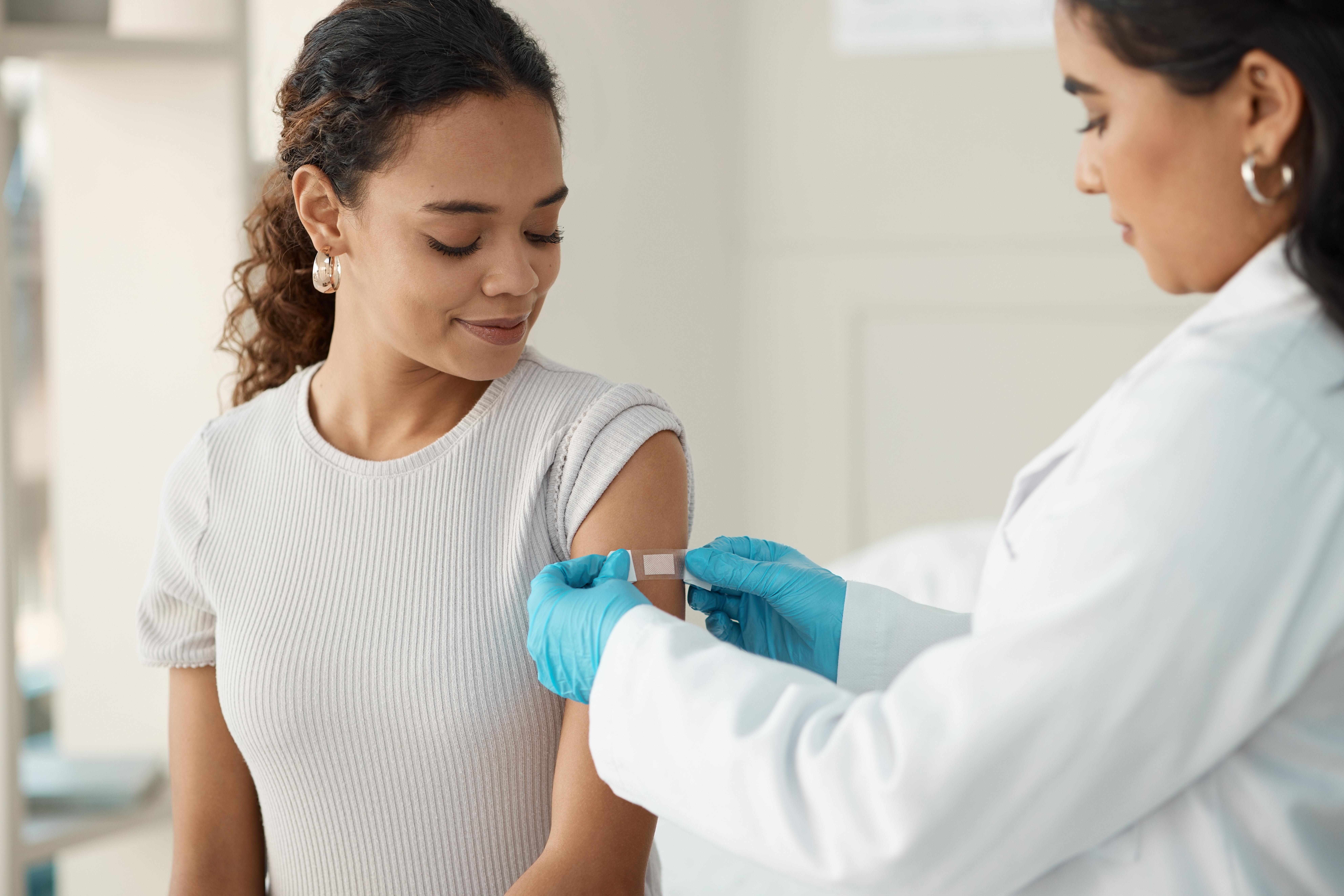 Vaccins et neurodégénérescence : quelles leçons pour la maladie de Huntington ?